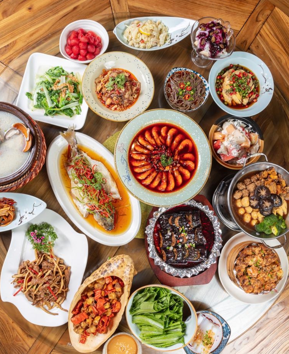 阿尔马雷克市好运中餐厅